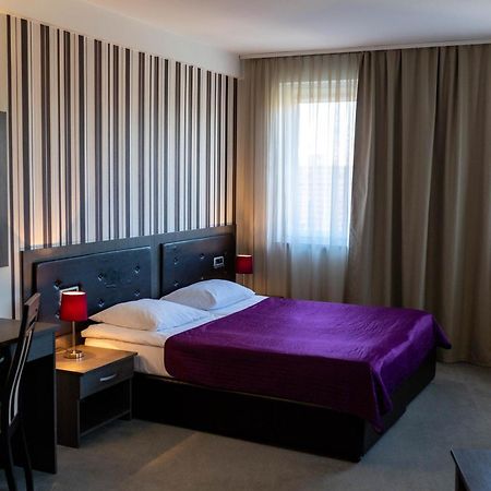 Art Hotel Slavonski Brod Eksteriør billede