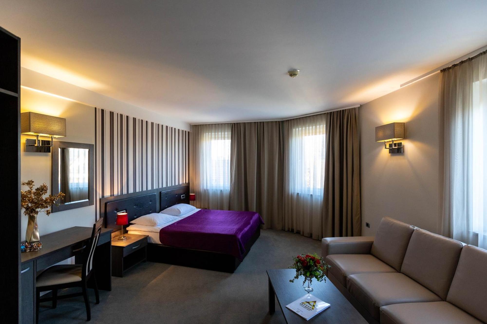Art Hotel Slavonski Brod Eksteriør billede
