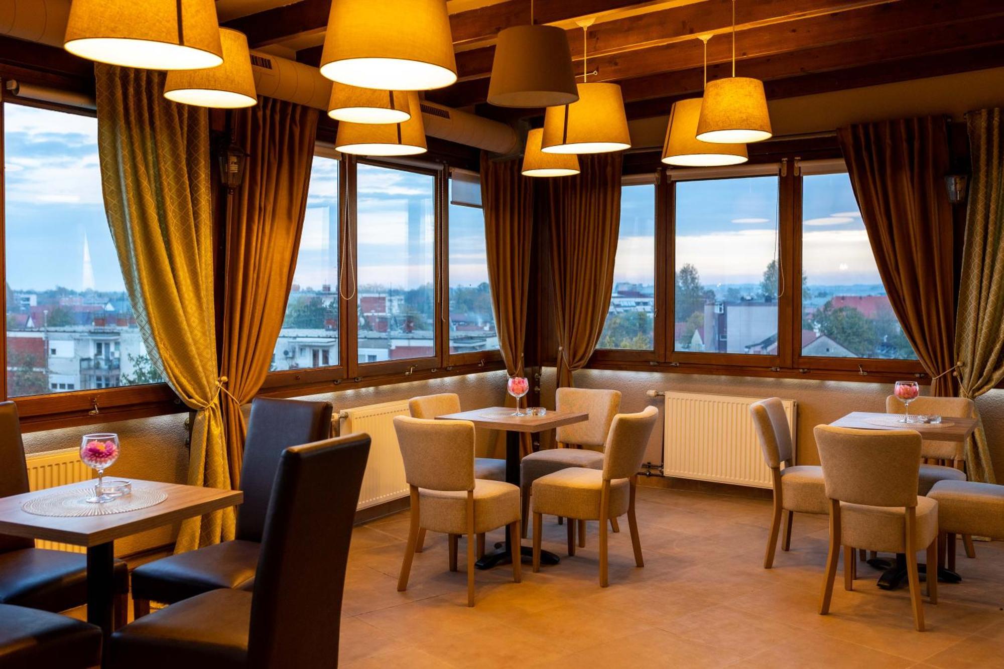 Art Hotel Slavonski Brod Eksteriør billede