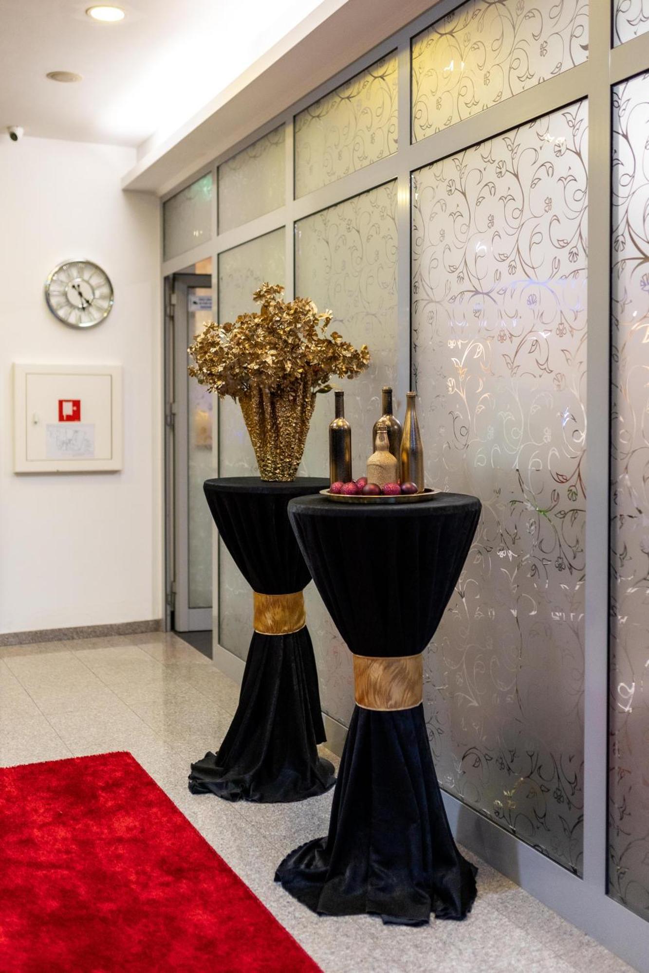 Art Hotel Slavonski Brod Eksteriør billede