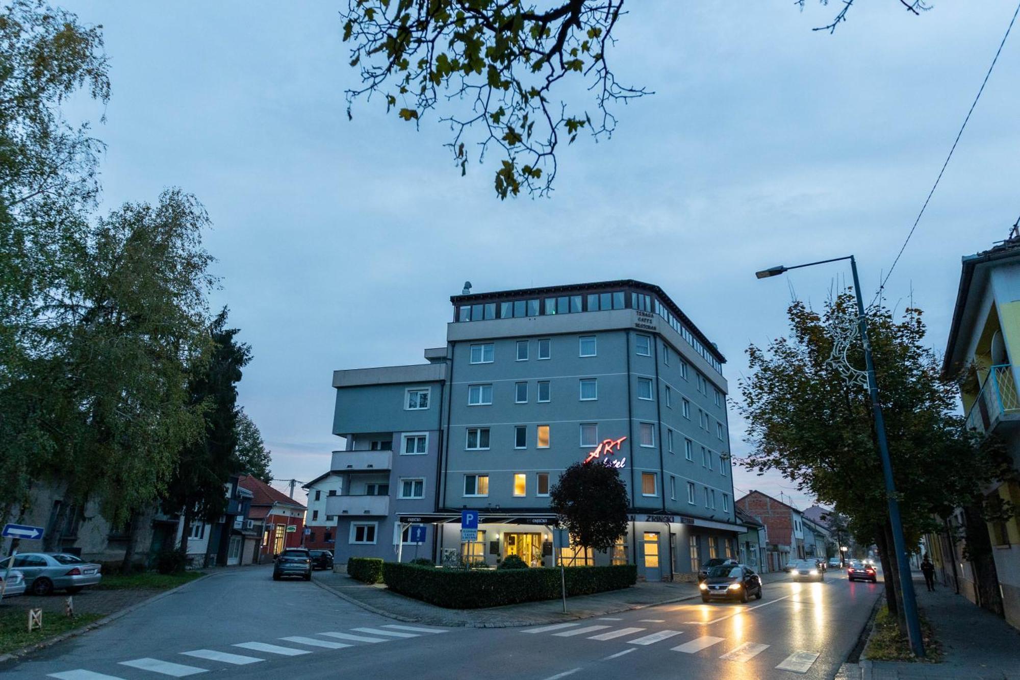 Art Hotel Slavonski Brod Eksteriør billede